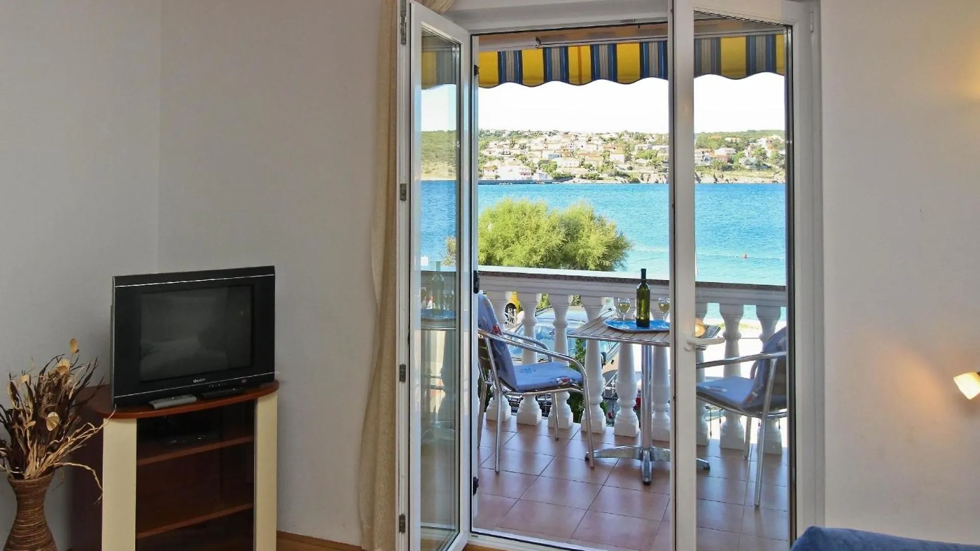 Apartment Ferienwohnung Fuer 3 Personen Ca 40 Qm In Silo, Kvarner Bucht Krk - B61463 Croatia